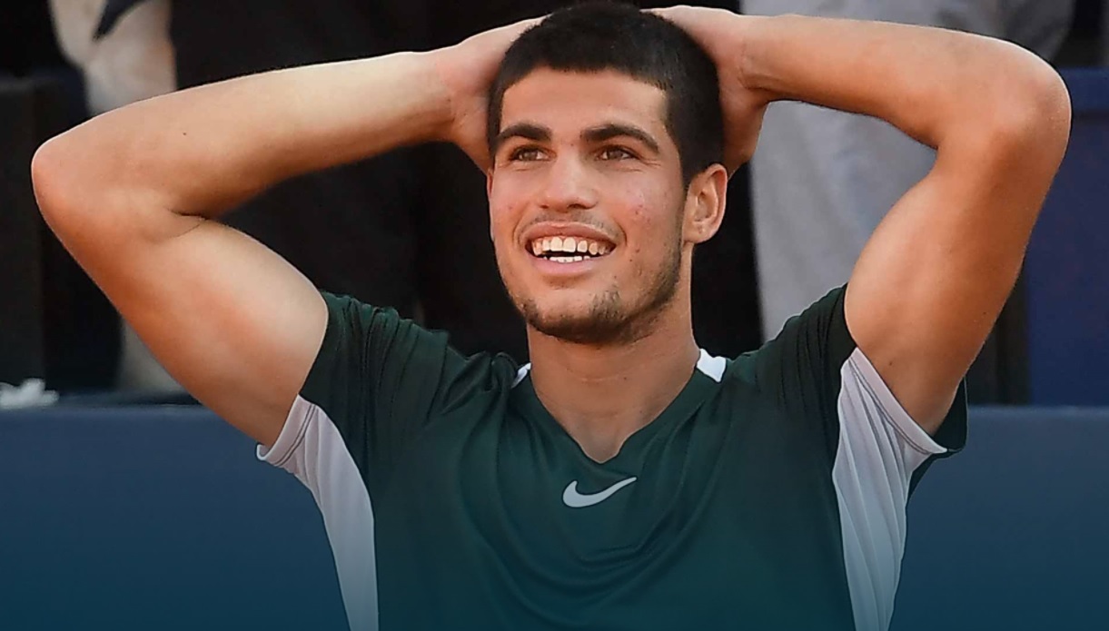 踏上拳击的 踏上拳击的