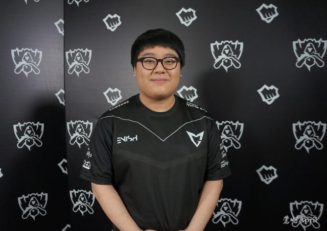 的死循环 的死循环