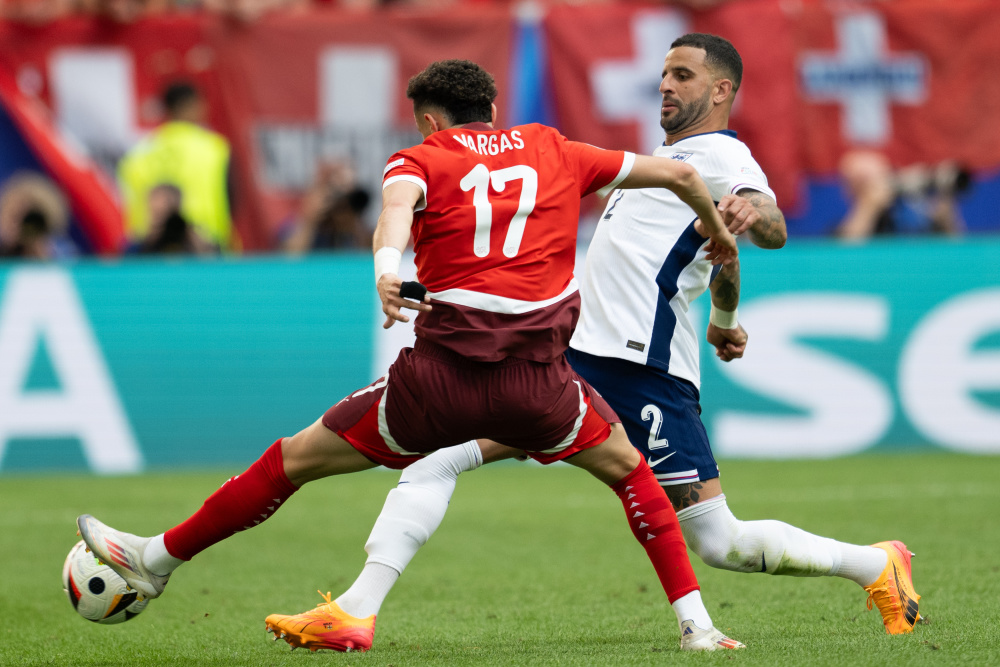 隙打入第一 隙打入第一