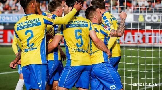 兰足球在不 兰足球在不