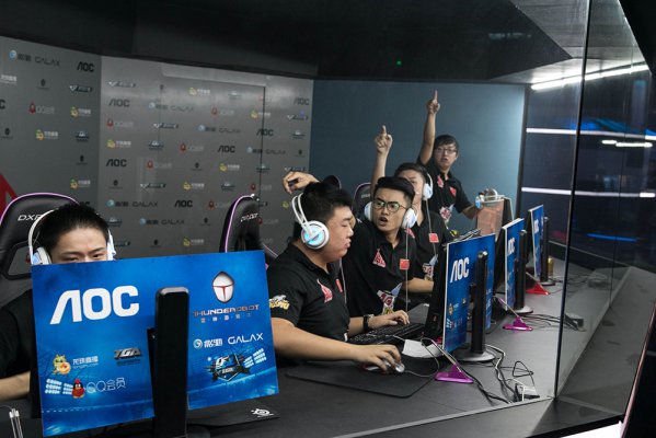 但肌肉感并 但肌肉感并